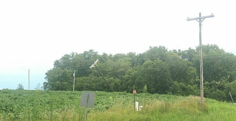 Power lines were down near the intersection of 190 and P Highway which caused loss of power to ­Evergy and FEC customers.